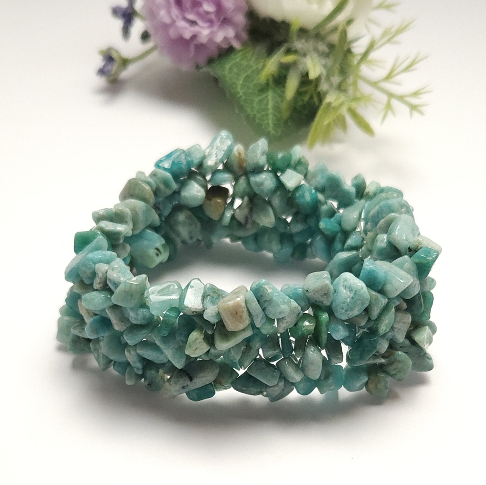 Handmade Amazonite Stone Chip Stretch Bracelet - Picture 10 of 10